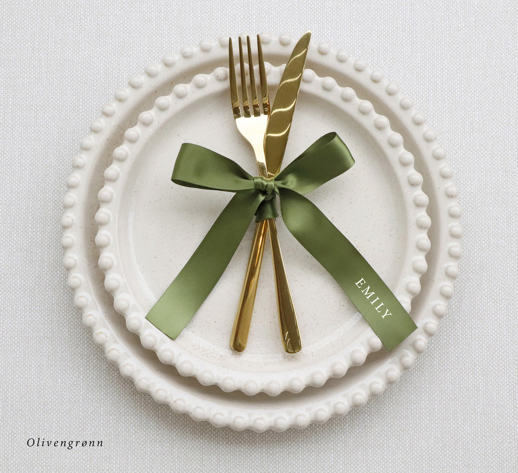 Tilpassede satengbånd med navn